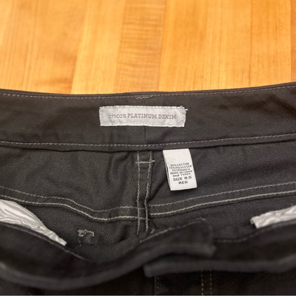 Chico’s Platinum Denim black mid rise bootcut jeans. Pants Size 6 NWOT - Picture 6 of 6